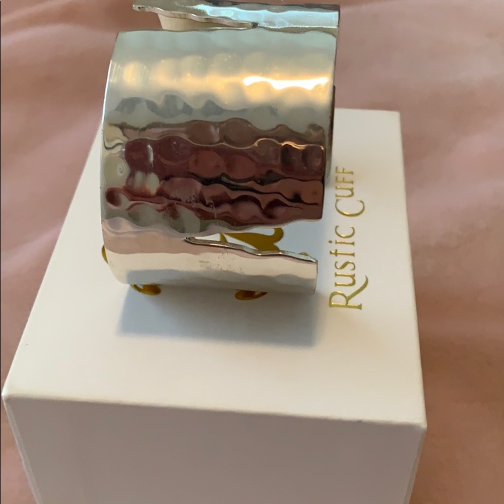 🎁Rustic Cuff Bracelet🎁 - Picture 6 of 9